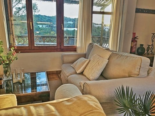 salon casa rural kumara